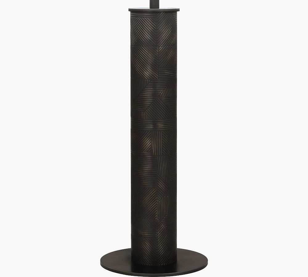 Deane Metal Table Lamp (29")